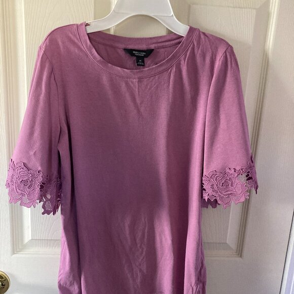 Simply Vera Vera Wang Tops - Simply Vera Wang Rose Crochet Lace Sleeve Top Purple Size Medium